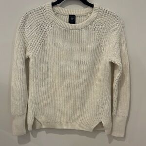 Gap Women’s Cable Knit Sweater